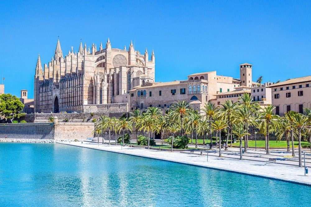 Pruebe el lujo con estos hoteles y restaurantes en Mallorca